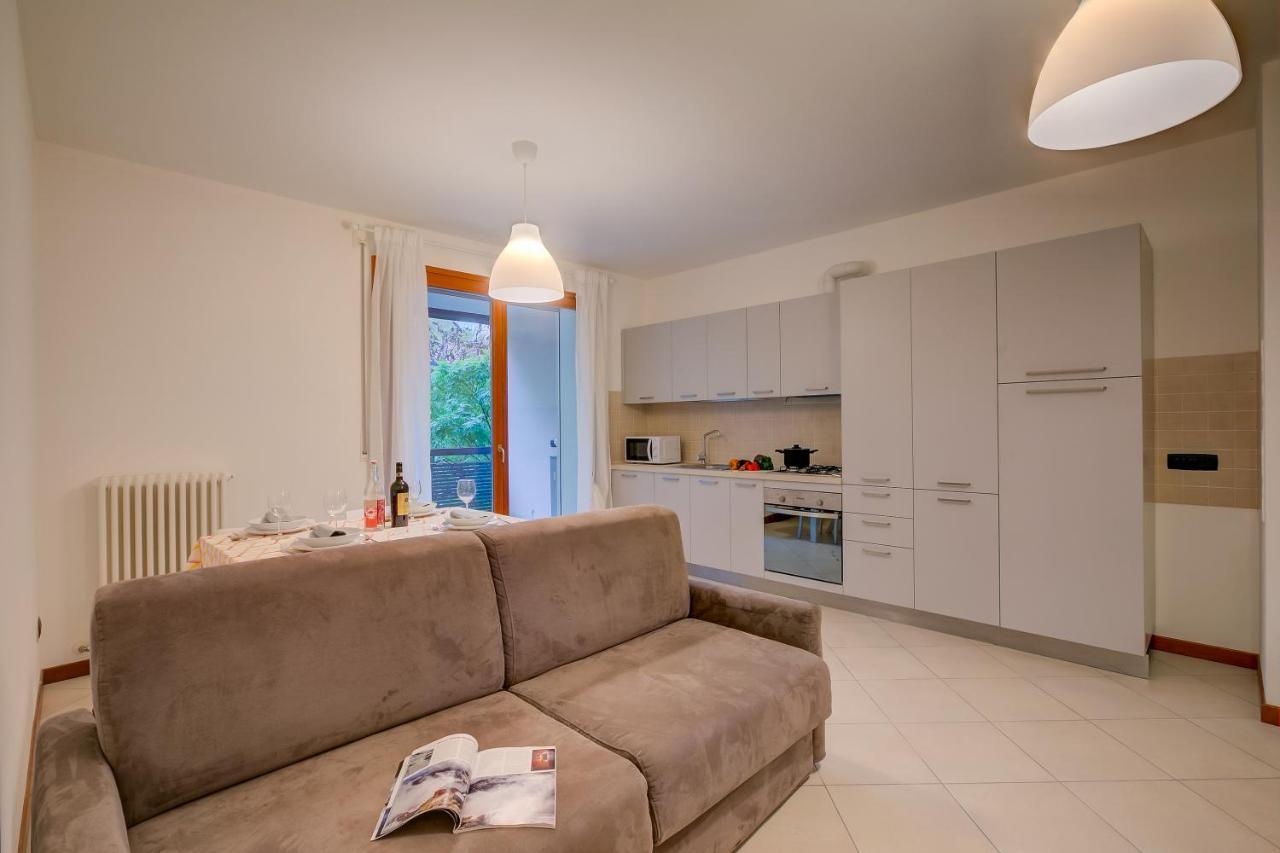 Magnolia - Happy Rentals Laveno-Mombello Eksteriør bilde